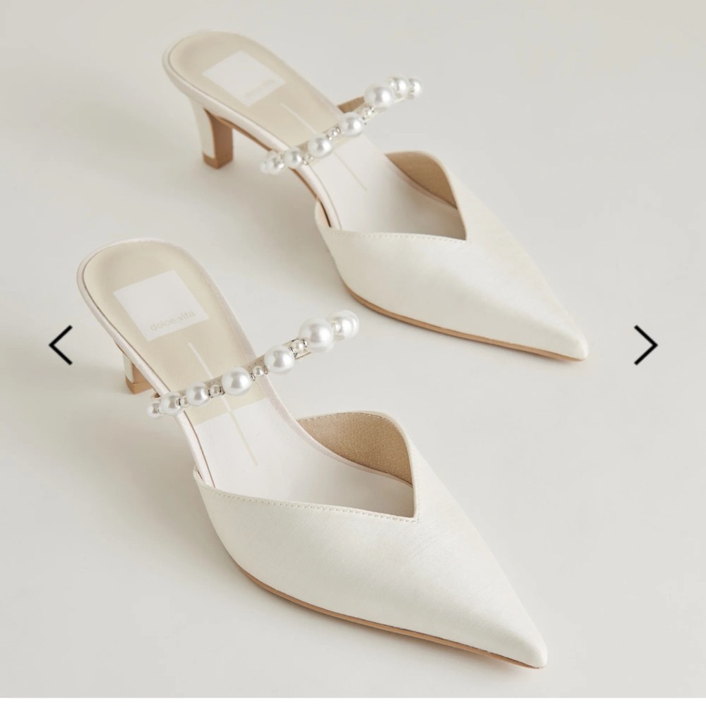 NWOT Dolce Vita Kanika pearl midi heels